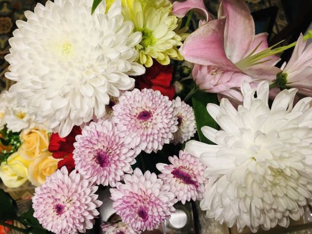 三回忌の花 お供えにおすすめのお花の種類や選び方 マナーについてご紹介 終活瓦版